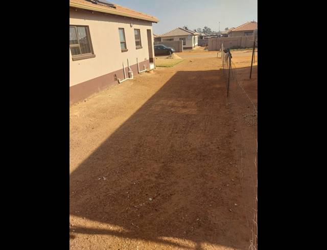 3 BEDROOM HOUSE FOR SALE IN DAWN PARK